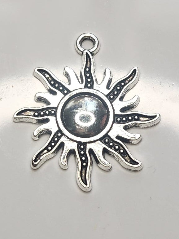 Sun metal charms