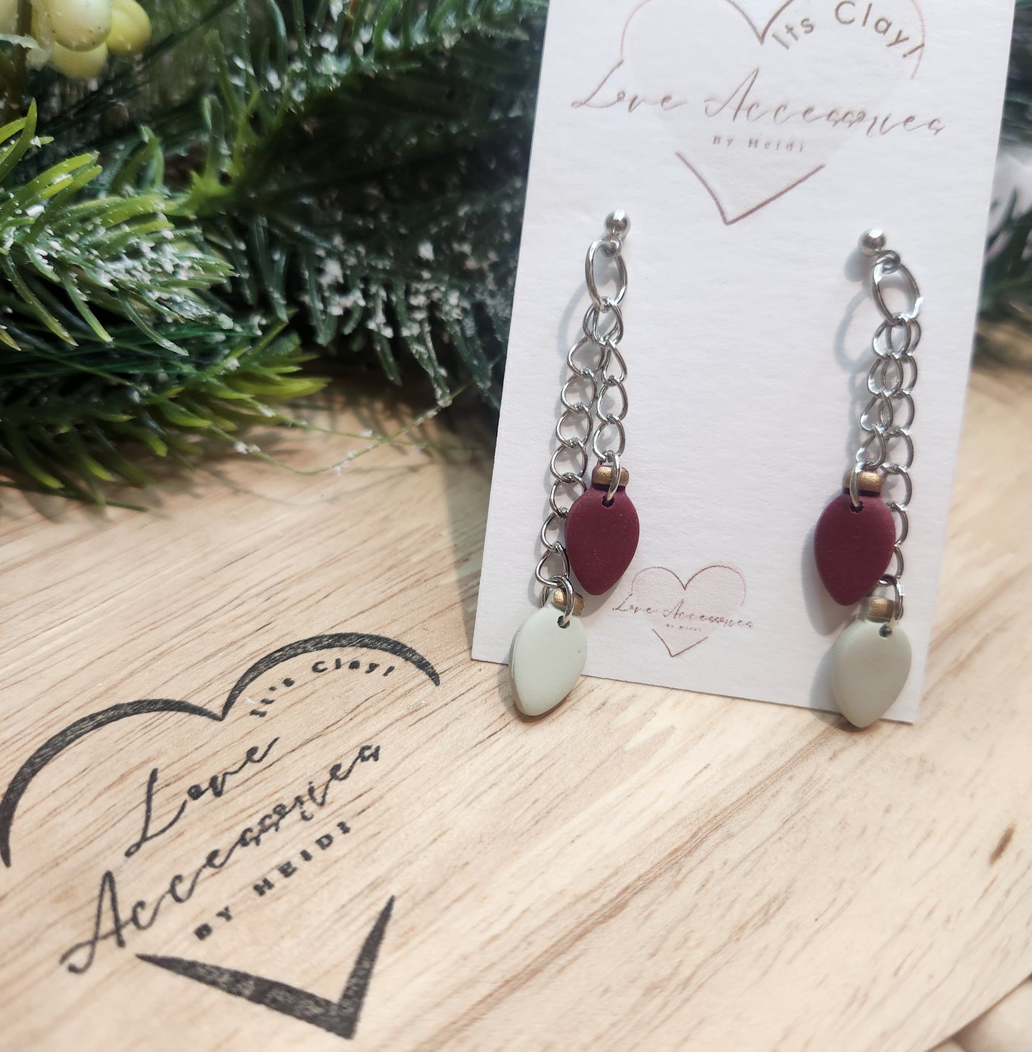 Light bulb silver chain dangles