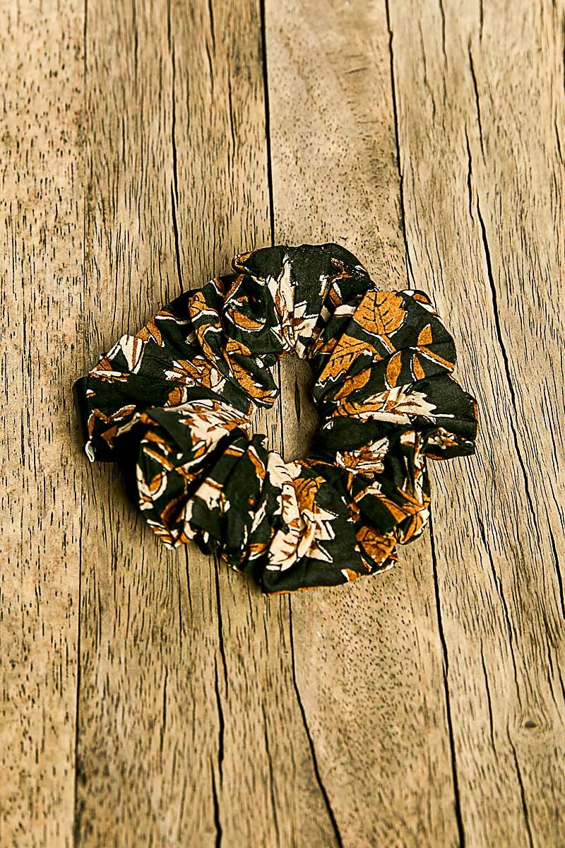 Floral-Print Scrunchie Hair Band