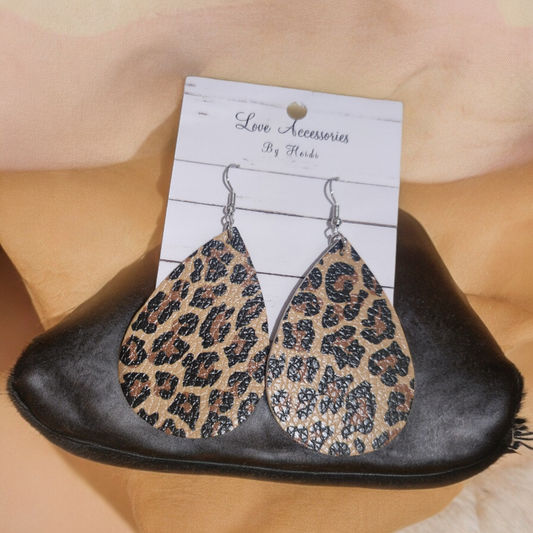 Faux Leopard Print Teardrop Dangle Earrings