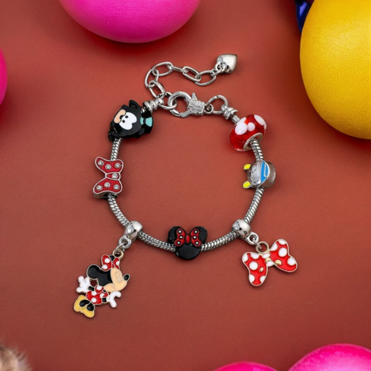 Minnie Mouse Clasp Charm Bracelet