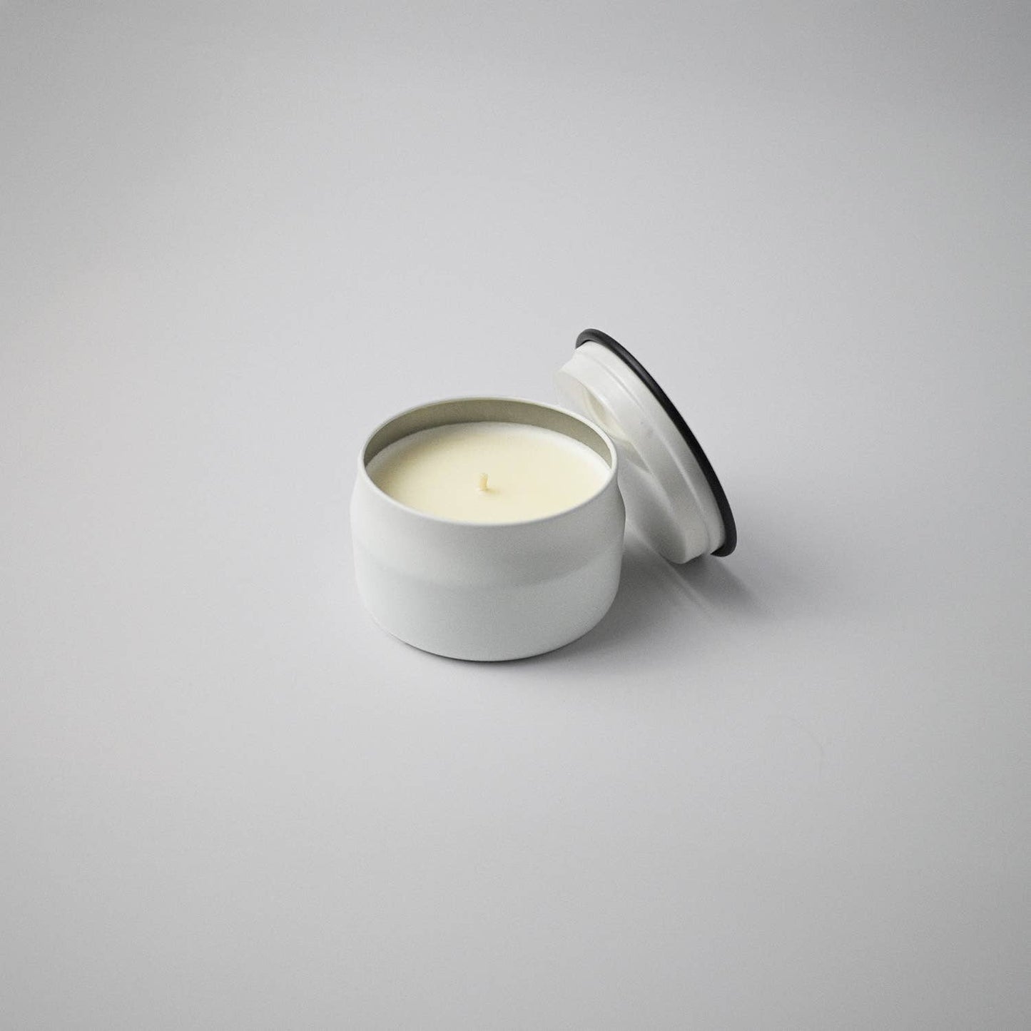 3.75 oz Traveler Tin Candle: Oatmeal, Milk, & Honey