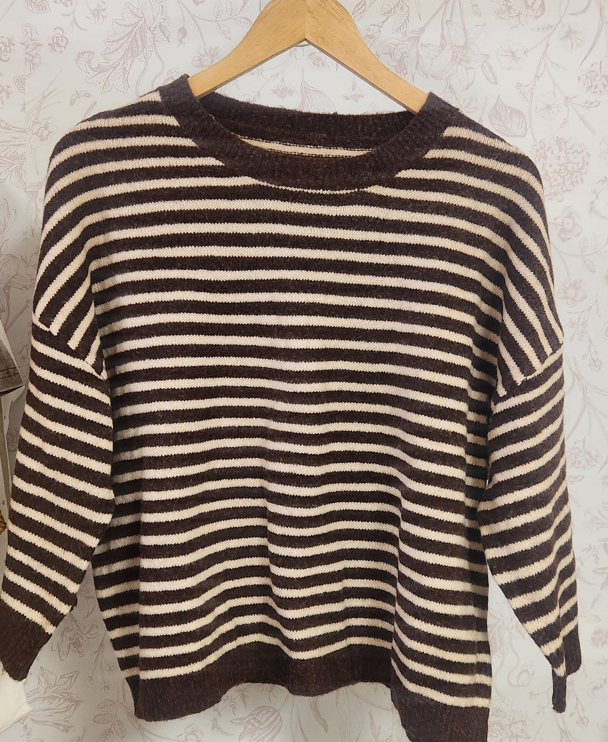 Chocolate Stripe baggy sleeves Crop Sweater