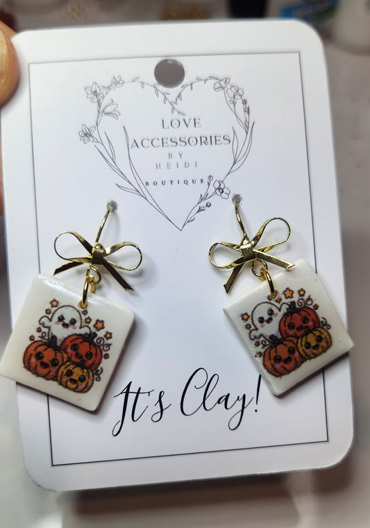 Nostalgic Ghostie Square Clay Earrings