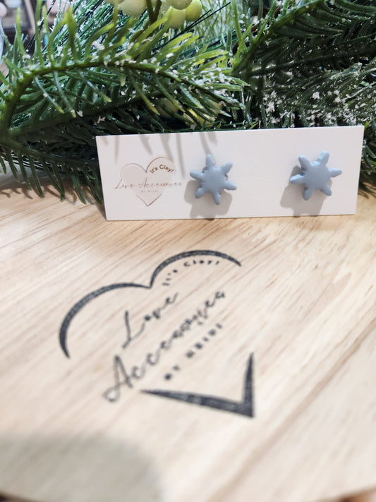 Vintage Blue SnowFlake Stud Earrings (Silver Back Posts)