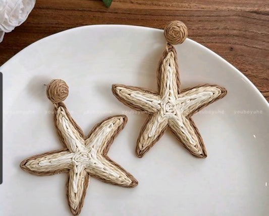 Rafia StarFish Dangle Earrings