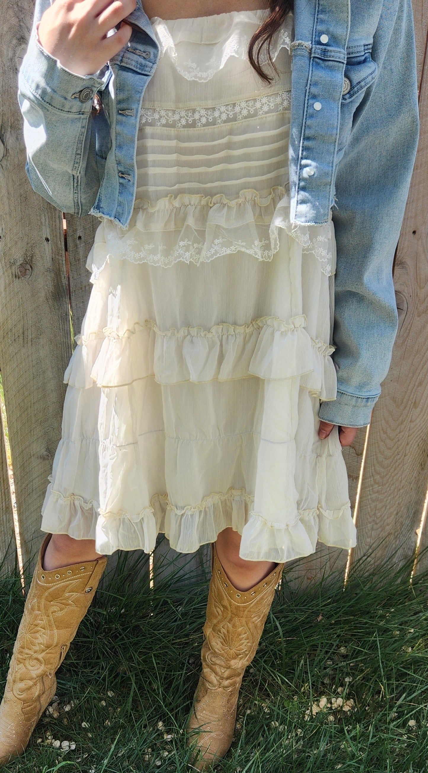 Cottage Lace Ruffle Mini